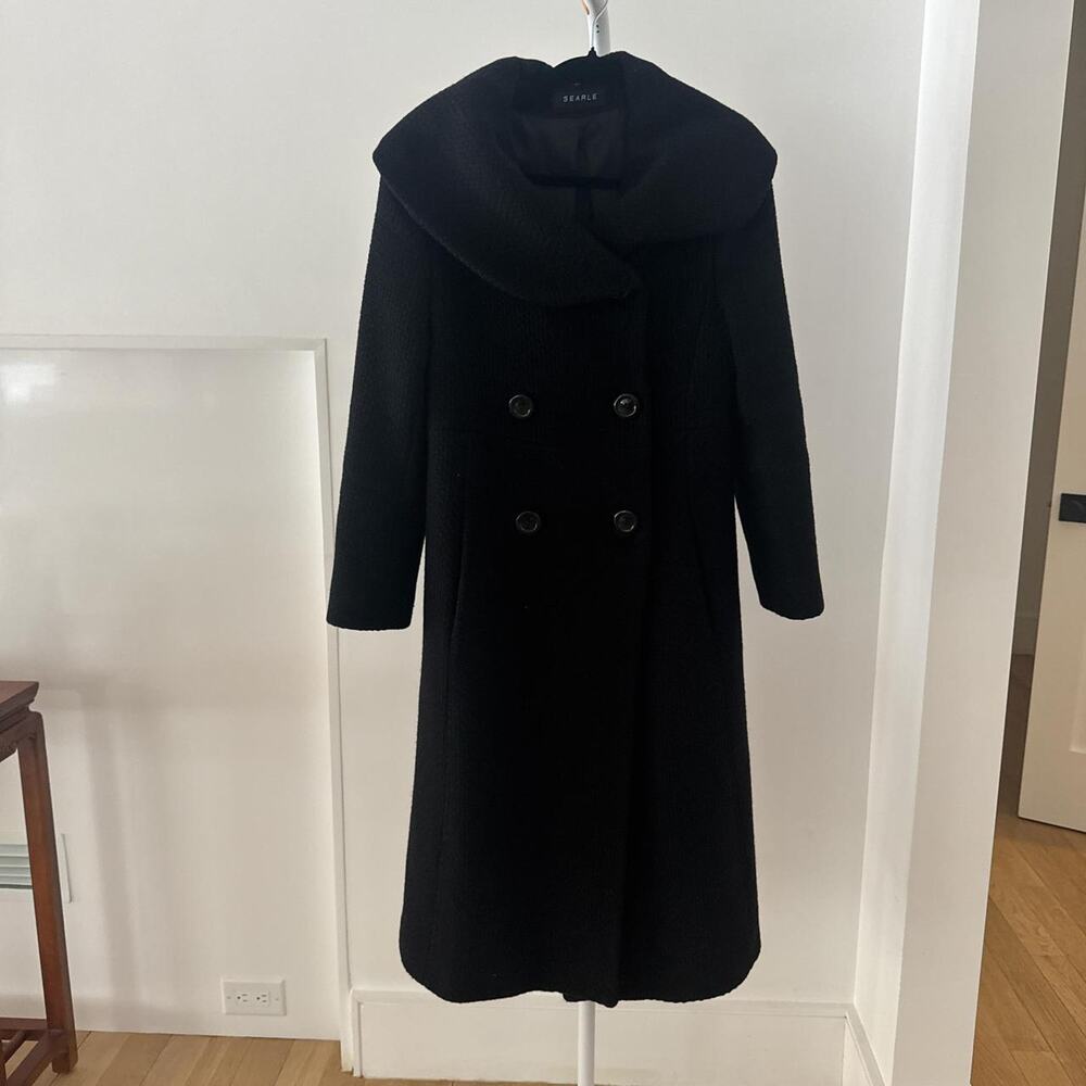 Black Searle coat with collar